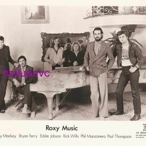Roxy_Music-Promo_Photo_Reprint_A_4_Size_Rare_Bryan_Ferry__26268.jpg Roxy Music-Promo Photo Reprint A 4 Size Rare Bryan Ferry